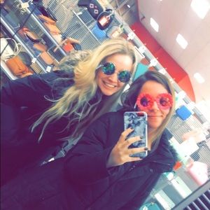 Meet your Posher, Mackenzie